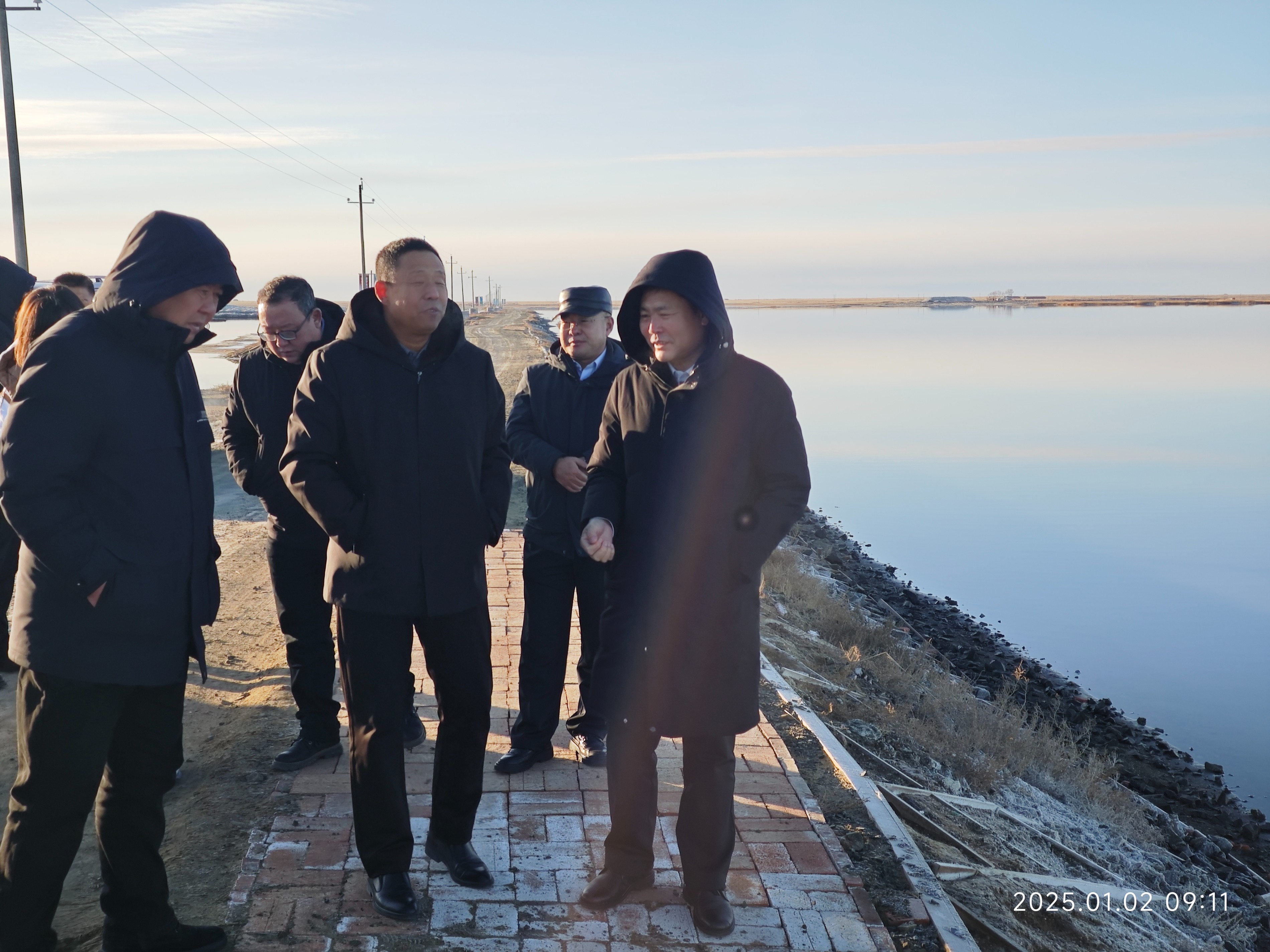 東烏旗委副書記、政府代理旗長常勝一行到額鹽公司考察調(diào)研